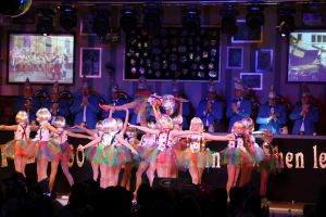 ShowTanz2018 Konfettis2018 017