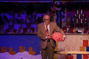 Kostuemsitzung3 2019 022