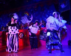 kostuemsitzung1 2025c