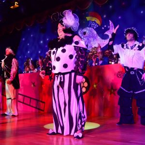 kostuemsitzung1 2025c