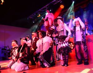 kostuemsitzung1 2025c