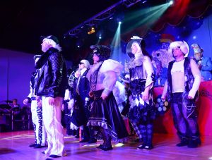 kostuemsitzung1 2025c