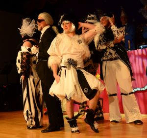 kostuemsitzung1 2025c