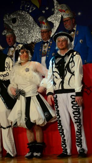 kostuemsitzung1 2025c