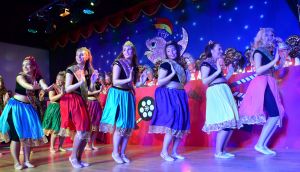 kostuemsitzung1 2025c