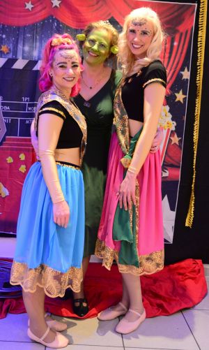 kostuemsitzung1 2025c