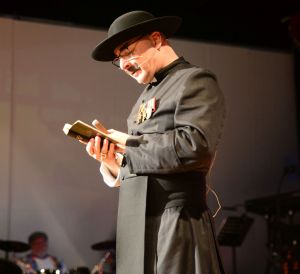 kostuemsitzung1 2025c