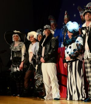 kostuemsitzung2 2025c