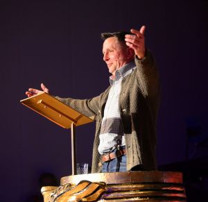 kostuemsitzung2 2025c